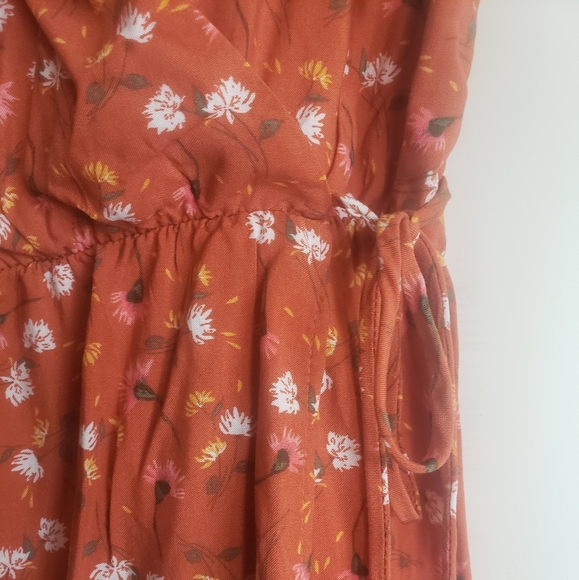 NWOT Dress - Picture 4 of 4